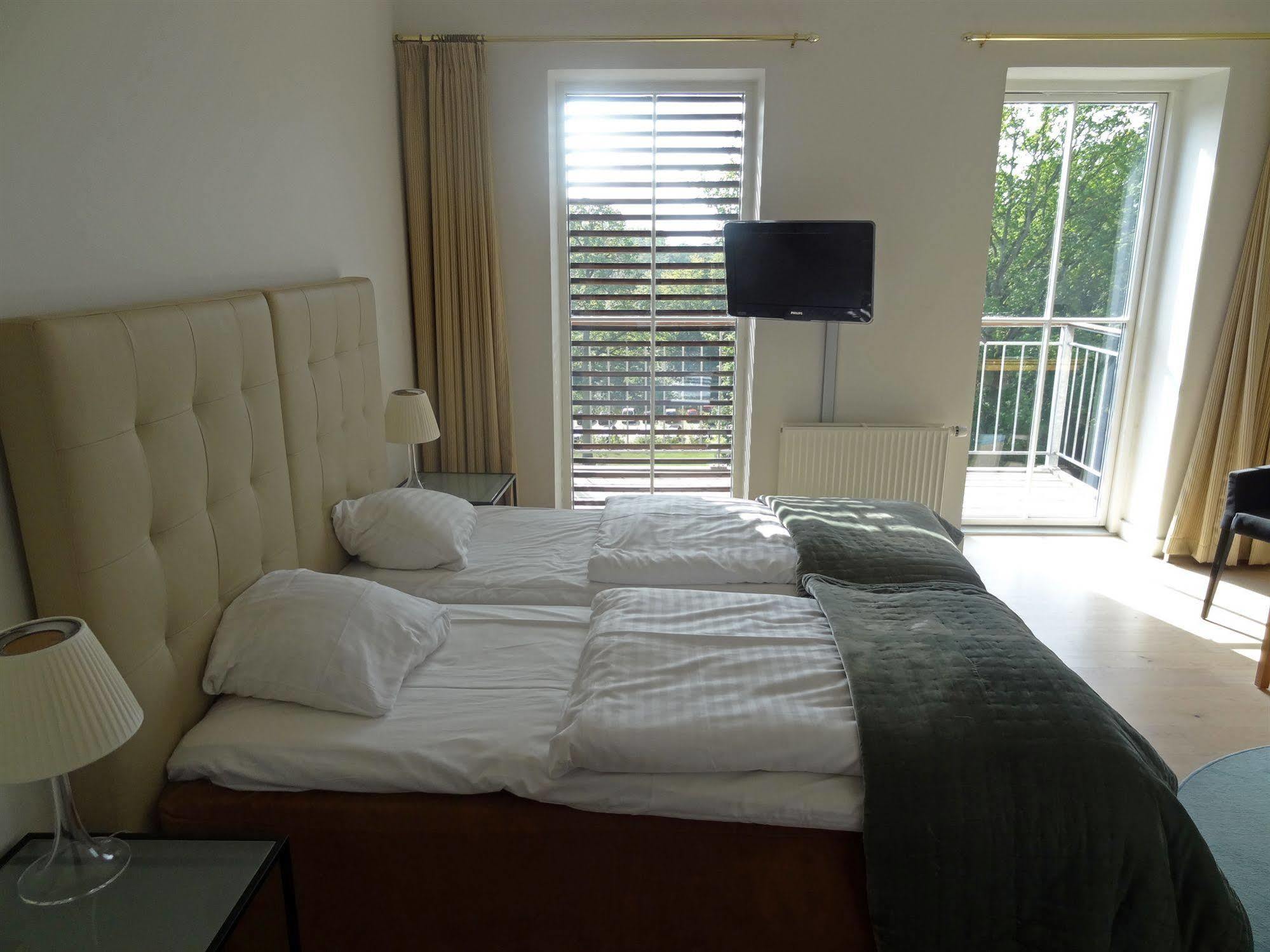 Hotel Vejlefjord Stouby ภายนอก รูปภาพ