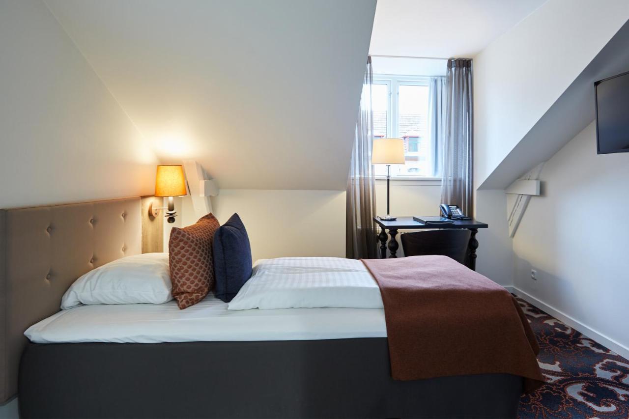 Hotel Vejlefjord Stouby ภายนอก รูปภาพ