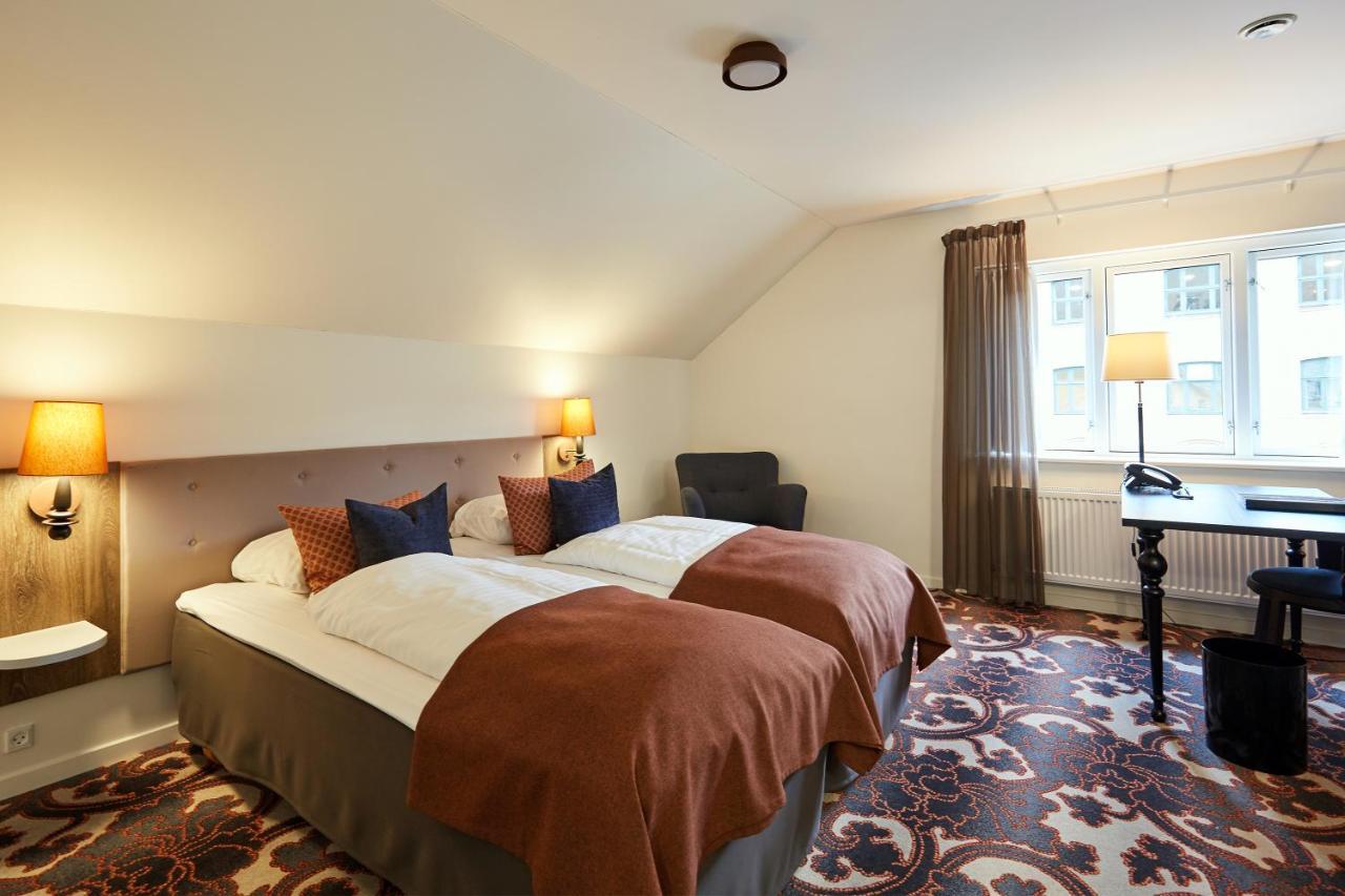Hotel Vejlefjord Stouby ภายนอก รูปภาพ